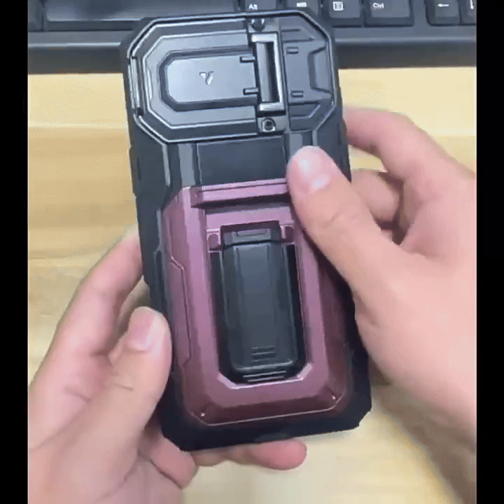 Featured: Cardholder